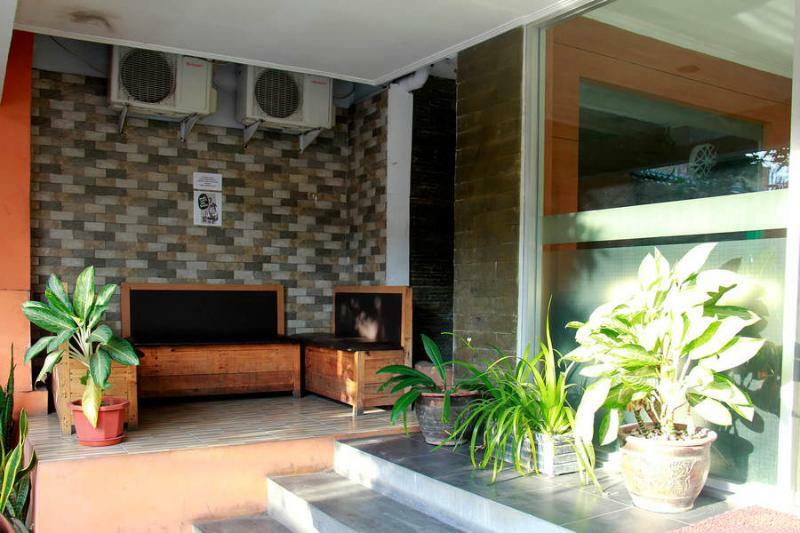 Reddoorz Syariah Near Btc Fashion Mall Bandung Buitenkant foto